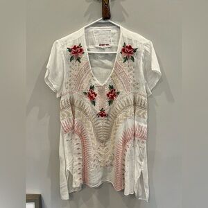Johnny Was White Floral Embroidered V neck tunic